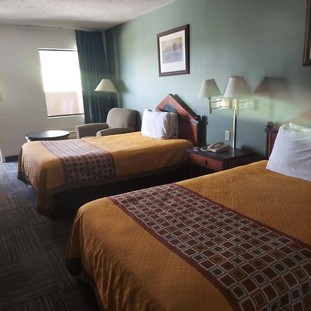 Shelaine Inn Jeffersonville Extérieur photo
